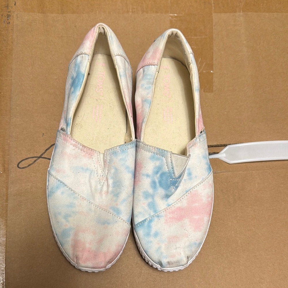 Toms Pink and Blue Watercolor Flats